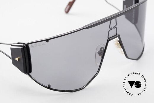 Alpina Goldwing Rare 80's Celebrity Sunglasses, with tiny traces of storage (otherwise almost priceless), Made for Men and Women