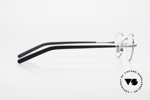 Lunor VA 103 Classic Eyewear Small Size, unworn (like all our vintage eyewear classics by LUNOR), Made for Men and Women