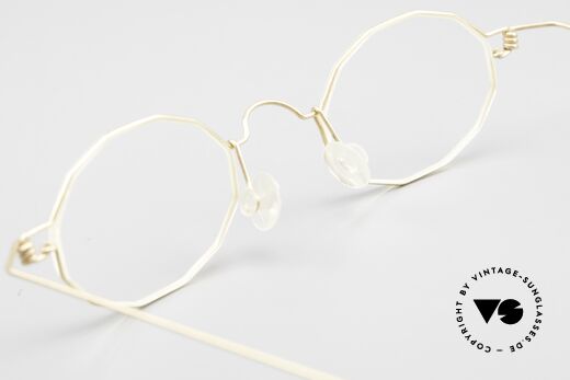Lindberg Zeta Air Titan Rim Small Titanium Frame Unisex, simple & strong frame: free from screws, rivets & welds, Made for Men and Women
