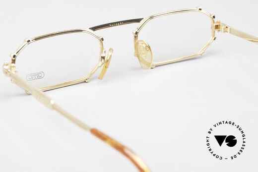 Gerald Genta Gold & Gold 02 24ct Vintage Specs Unisex, NO retro specs, but a 90's original; 24 ct gold-plated, Made for Men and Women