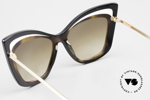 Christian Roth Rock'N Roth Very Feminine Frame Shape, Size: medium, Made for Women Christian Roth Rock'N Roth Very Feminine Frame Shape, Size: medium, Made for Women