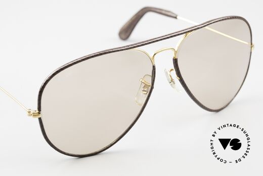 Ray Ban Large Metal II Self-Darkening Sun Lenses, and MINI defect on the leather (backside): see last photo, Made for Men