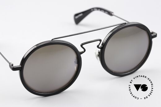Yohji Yamamoto YY5010 Matt Mirrored Sun Lenses, MATT SILVER MIRRORED sun lenses (100% UV), Made for Men and Women