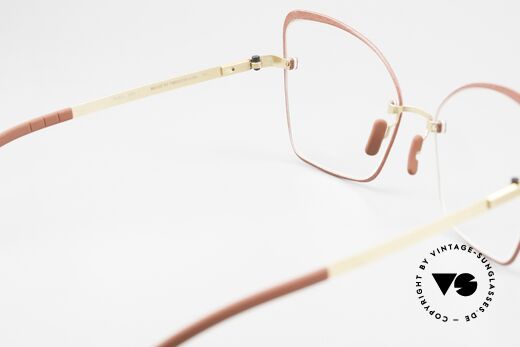 Götti Perspective Bold08 Feminine Designer Glasses, unworn designer piece from 2019, with hard case, Made for Women