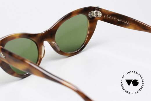 Ray Ban Lisbon Frame Marilyn Monroe Look, Size: small, Made for Women Ray Ban Lisbon Frame Marilyn Monroe Look, Size: small, Made for Women