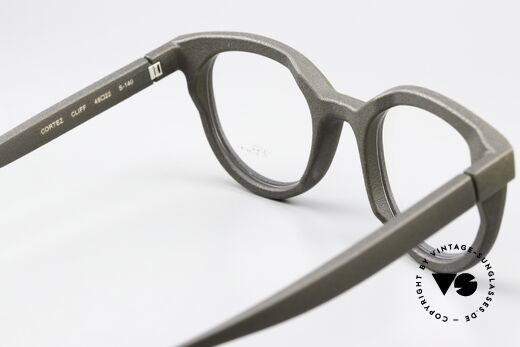 Götti Cortez Striking With Spring Hinges, can be glazed with lenses of any kind (optical / sun), Made for Women