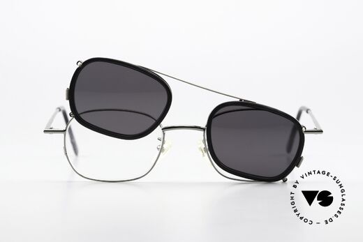 Christian Roth 2404 Gunmetal With Clip On, Size: medium, Made for Men and Women Christian Roth 2404 Gunmetal With Clip On, Size: medium, Made for Men and Women