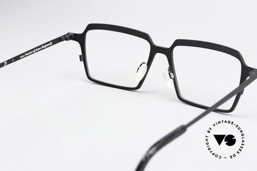 Theo Belgium Flanders Pure Titanium Frame, the frame can be glazed with lenses of any kind, Made for Men and Women