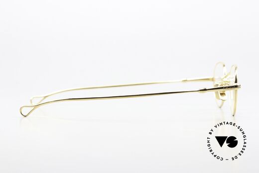 Lunor V 103 Timeless Frame Yellow Gold, of course, an unworn original with TITANIUM nose pads, Made for Men and Women