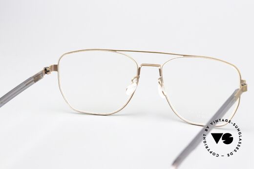 Lindberg 9622 Strip Titanium Frame With Acetate Temples, titanium frame fits lenses (optical / sun) of any kind, Made for Men and Women
