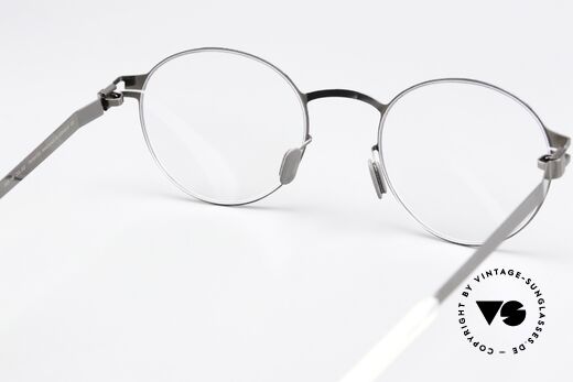 Mykita Peach Panto Specs Shiny Graphite, the frame can be glazed optionally (optical / sun lenses), Made for Men and Women