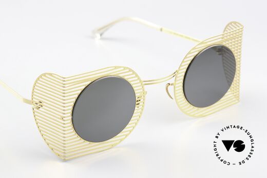 Mykita Studio 1.3 Eye-Catcher Shades Ladies, really interesting, unworn designer piece with case, Made for Women