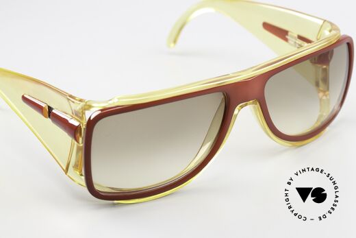Playboy 4561 Collector's Sunglasses 1982, light tinted (100% UV), also wearable at night, Made for Men and Women