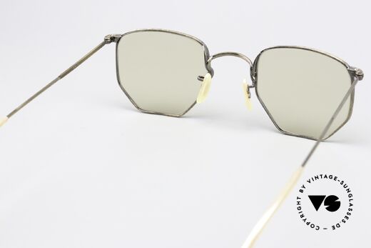 Oliver Peoples OP17 Lenses Darken In The Sun, NO retro fashion, but a unique 40 years old ORIGINAL, Made for Men and Women