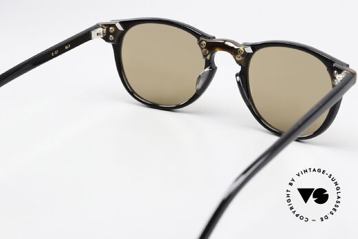 Eyevan E37 High-End Mineral Lenses, this is an unworn pair with high-end mineral sun lenses, Made for Men and Women