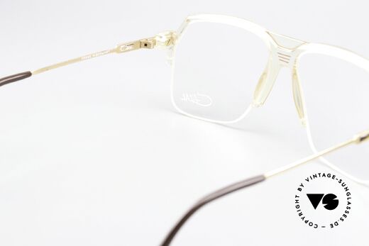 Cazal 626 80's Vintage Eyewear Men, the demo lenses can be replaced with optical lenses, Made for Men