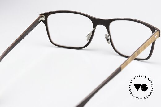 Lucas de Stael Nemus Thin 01 Walnut Dark Brown Leather, color code 06 means: Walnut + Dark Brown Cow Leather, Made for Men and Women