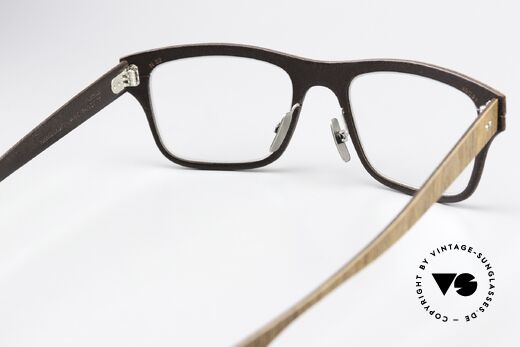 Lucas de Stael Nemus 22 Walnut + Dark Brown Leather, color code "06" = Walnut + Dark Brown Cow Leather, Made for Men