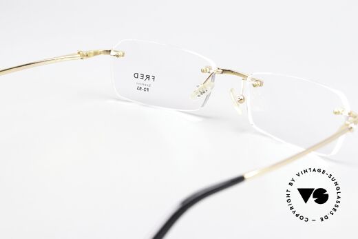 Fred Sainte-Lucie Genuine Pearl On The Frame, unworn, with serial number and original Fred packaging, Made for Men and Women