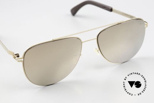 Mykita Mylon Leaf Gold Mirrored Sun Lenses, unworn model from 2016, with MYKITA case, Made for Men and Women Mykita Mylon Leaf Gold Mirrored Sun Lenses, unworn model from 2016, with MYKITA case, Made for Men and Women
