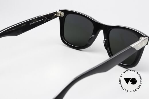 Ray Ban Wayfarer I Ultra 24k Gold Mirrored Lenses, unworn rarity with original Ray-Ban packaging, Made for Men and Women