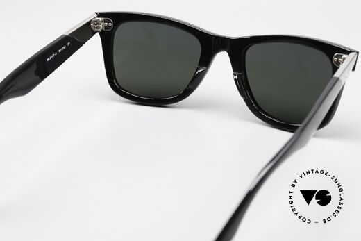 Ray Ban Wayfarer I Ultra Limited Edition 18k Gold, unworn rarity with original Ray-Ban packaging, Made for Men and Women