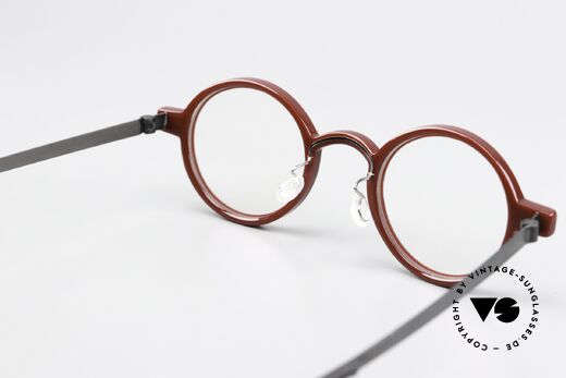 Lindberg 1041 Acetanium Oval Designer Glasses Small, unworn designer piece with an original Lindberg case, Made for Men and Women Lindberg 1041 Acetanium Oval Designer Glasses Small, unworn designer piece with an original Lindberg case, Made for Men and Women
