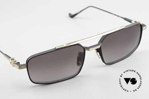 Chrome Hearts Lick'N Non-Reflective ZEISS Sun Lenses, with the characteristic Chrome Hearts insignia, Made for Men Chrome Hearts Lick'N Non-Reflective ZEISS Sun Lenses, with the characteristic Chrome Hearts insignia, Made for Men