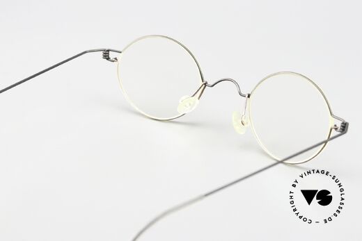 Lindberg Corona 42 Air Titan Rim Old 1990's Eyewear Classics, unworn original (still with old lettering); incl. LB case, Made for Men and Women Lindberg Corona 42 Air Titan Rim Old 1990's Eyewear Classics, unworn original (still with old lettering); incl. LB case, Made for Men and Women