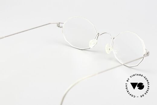 Lindberg Zeta Air Titan Rim Oval Titanium Frame Unisex, unworn original (still with old lettering); incl. LB case, Made for Men and Women Lindberg Zeta Air Titan Rim Oval Titanium Frame Unisex, unworn original (still with old lettering); incl. LB case, Made for Men and Women