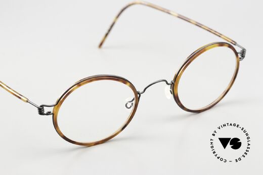 Lindberg Harley Air Titan Rim Round Glasses Women & Men, unworn, NOS, with original magnetic case by Lindberg, Made for Men and Women Lindberg Harley Air Titan Rim Round Glasses Women & Men, unworn, NOS, with original magnetic case by Lindberg, Made for Men and Women