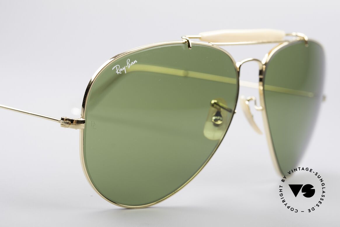 Ray Ban Outdoorsman II B&L USA Shades 80's Vintage, gold frame with B&L mineral lenses in RB-3 green, Made for Men