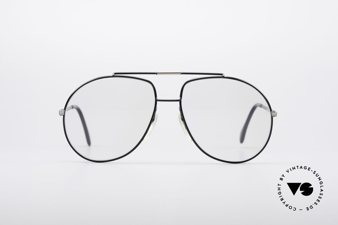 Zeiss 9369 80's Umbramatic Lenses, timeless, classic Zeiss vintage sunglasses of the 1980's, Made for Men