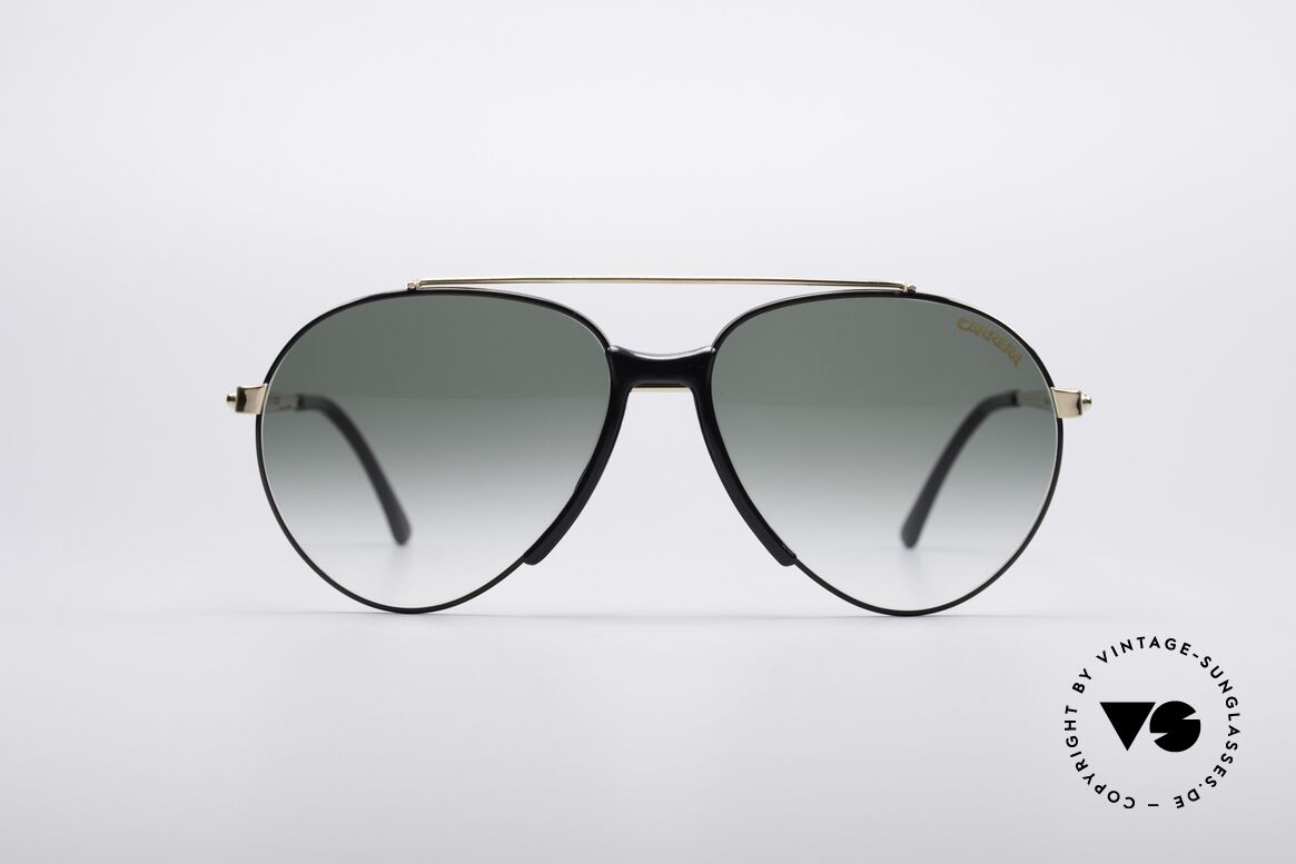 Boeing 5734 1980's Pilot's Sunglasses, 'The Boeing Collection by Carrera' in small size 56/15, Made for Men and Women