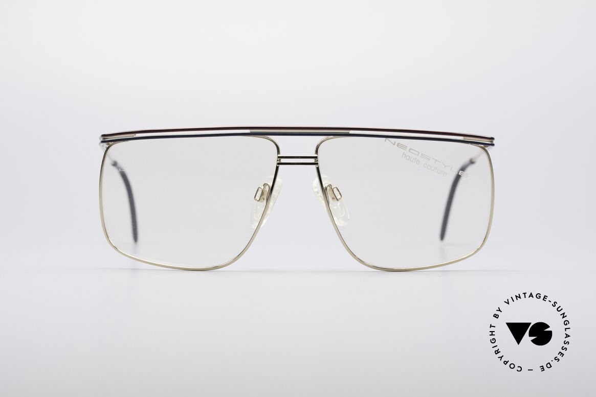 Neostyle Jet 22 80's Men's Eyeglasses, very elegant NEOSTYLE design of the 1980's, Made for Men