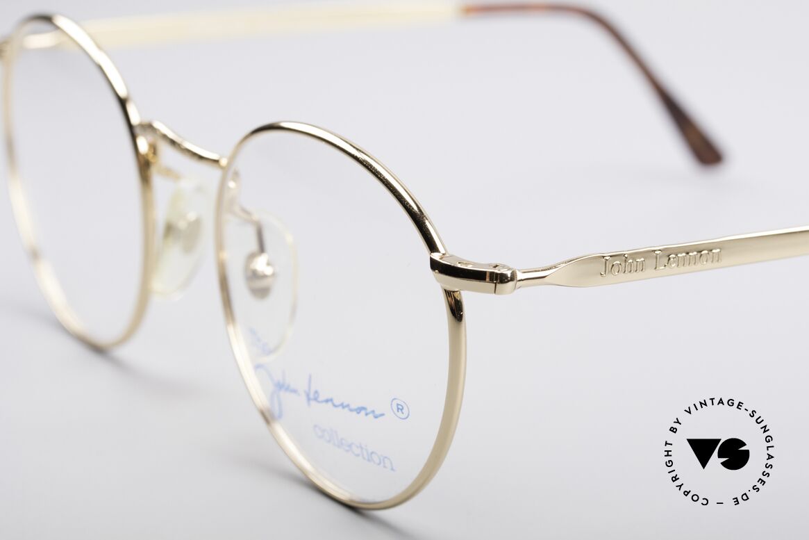 John Lennon - Imagine Small Round Vintage Frame, typical distinctive John Lennon Look, simply legendary, Made for Men and Women