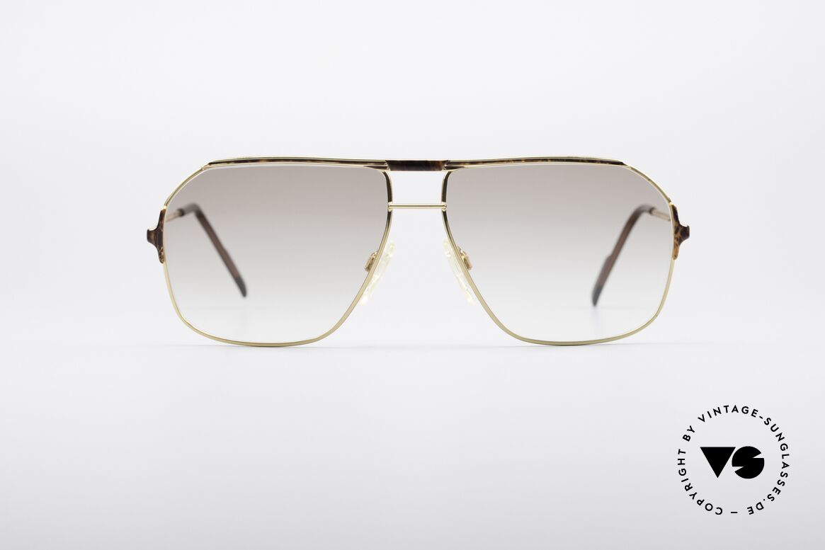 Gucci 1213 80's Luxury Designer Frame, sophisticated GUCCI designer shades from Italy, Made for Men