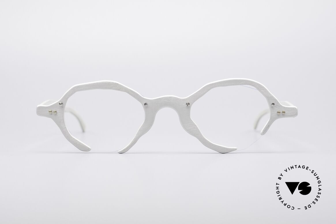 Theo Belgium Eye-Witness AD6 Avant-Garde, Theo Belgium: the most self-willed brand in the world, Made for Men and Women