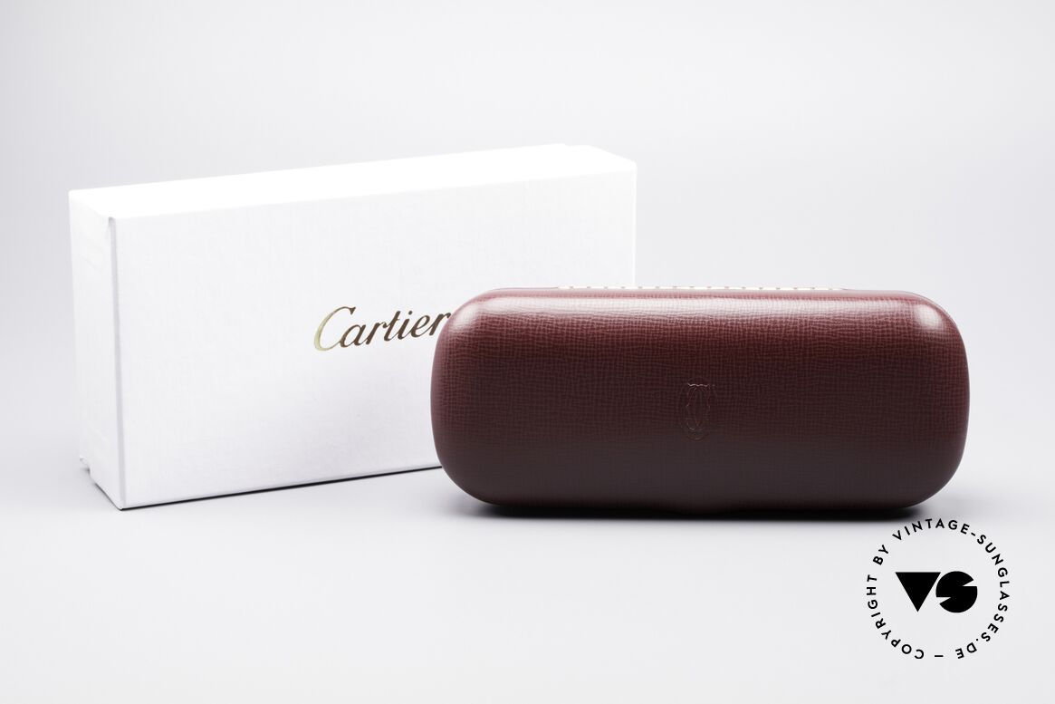 Cartier_ Hard Case For all vintage Cartiers, stable case in 'CARTIER BORDEAUX' coloring, Made for Men and Women