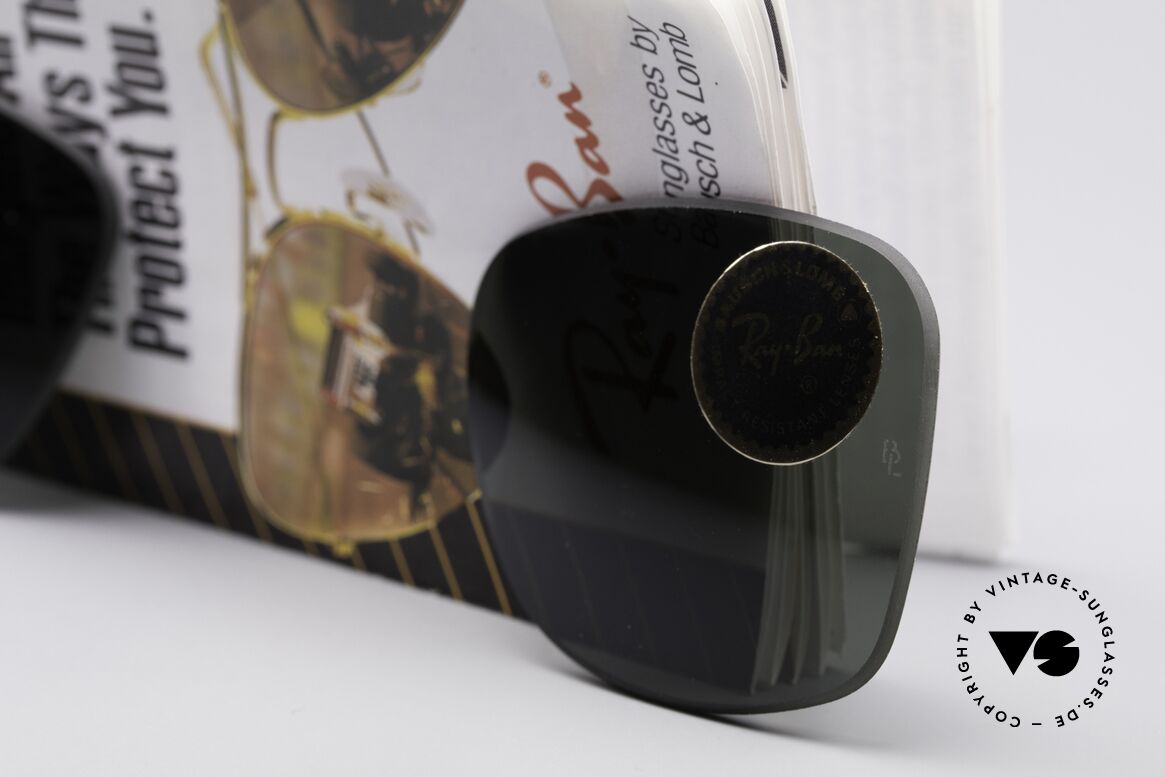 Ray Ban Wayfarer I Lenses B&L USA Mineral Lens, G15 tint (gray/green) + the legendary B&L etching, Made for Men and Women