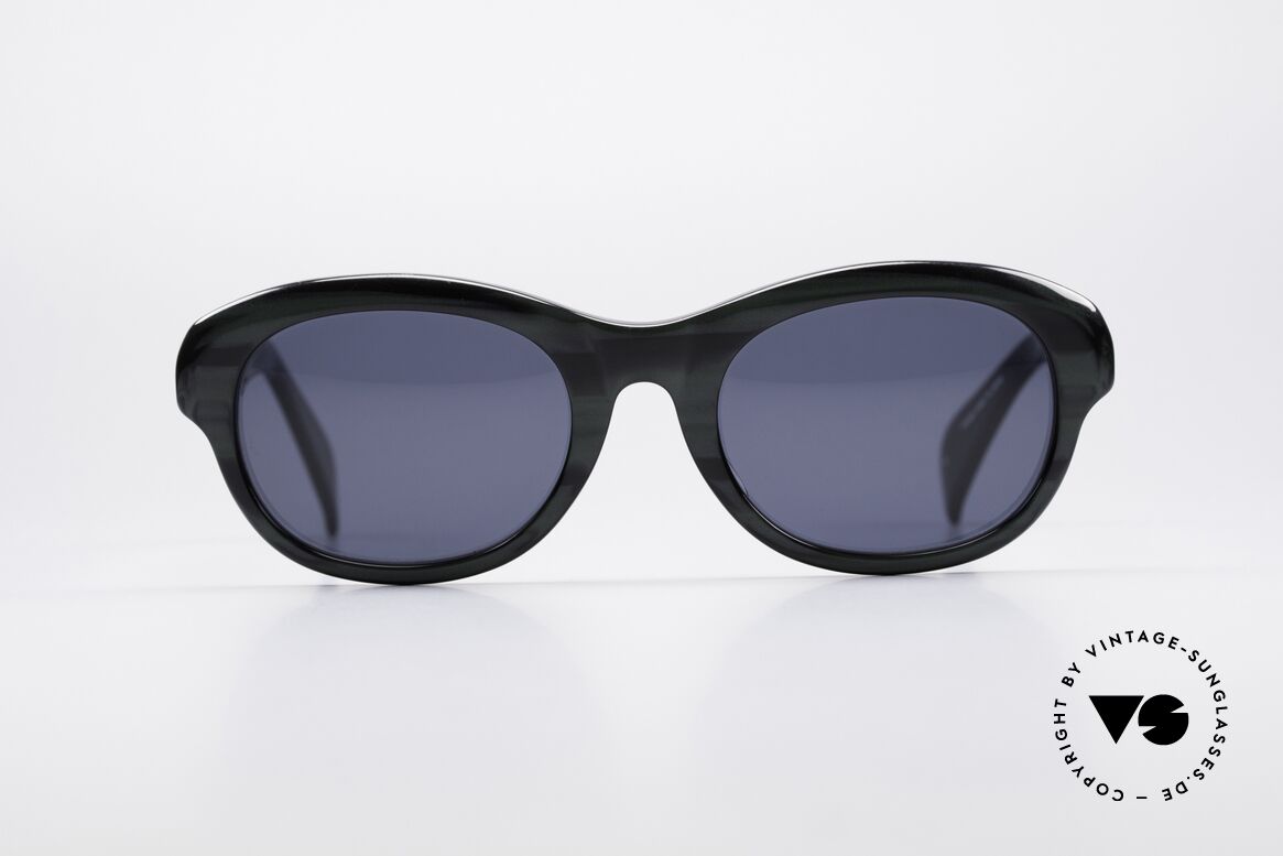 Jean Paul Gaultier 56-2071 True Vintage No Retro Specs, rare vintage Jean Paul Gaultier sunglasses from 1995, Made for Women