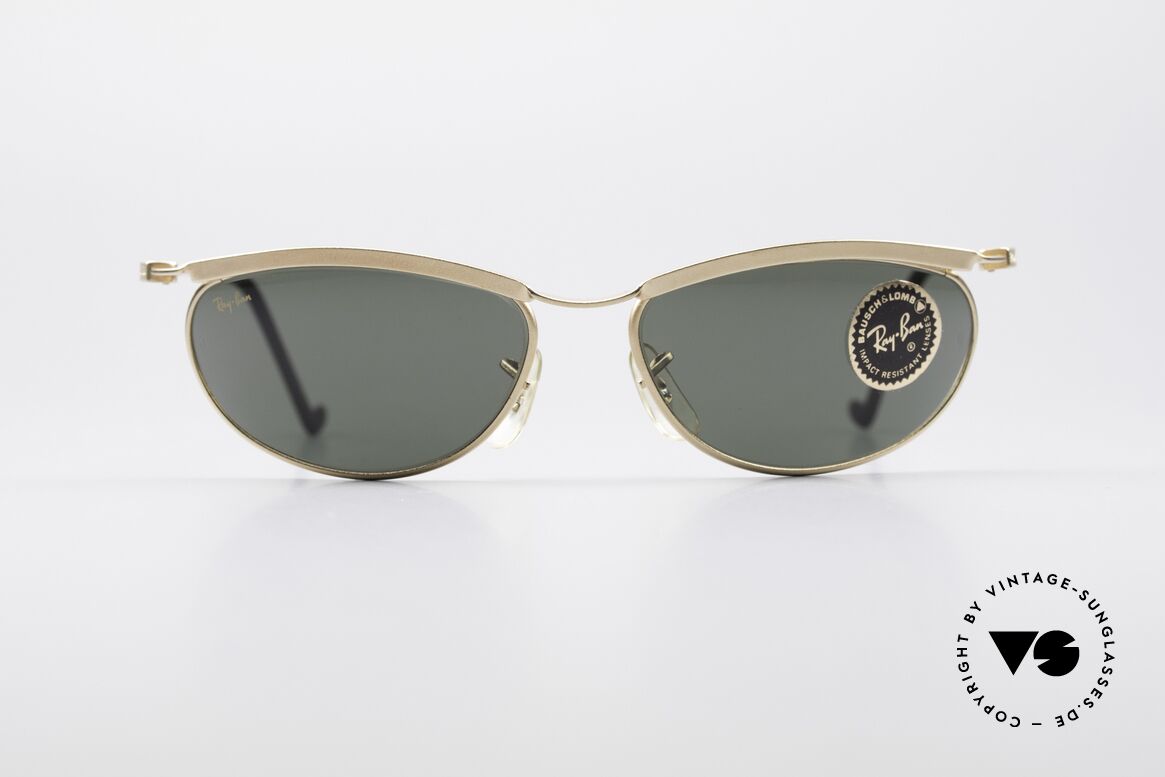 Ray Ban New Deco Metal Oval B&L USA Sunglasses, sporty Ray Ban vintage sunglasses from the mid. 90's, Made for Men