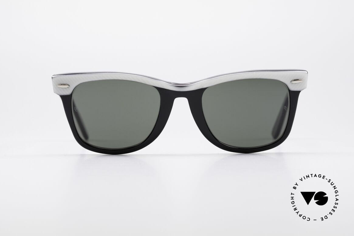 Ray Ban Wayfarer I 80's USA B&L Sunglasses, one of the downright classics of sunglass fashion, Made for Men and Women