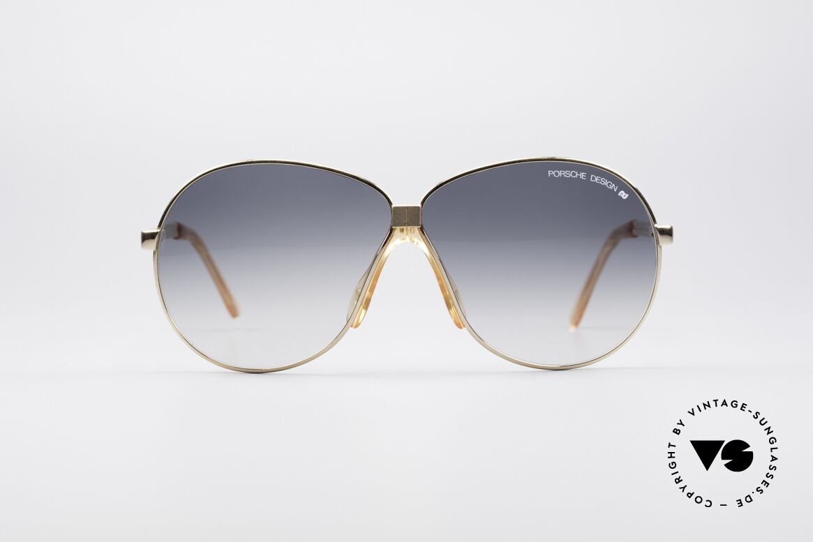 Porsche 5626 Ladies Folding Sunglasses, rare 1980's folding sunglasses by Porsche Carrera, Made for Women