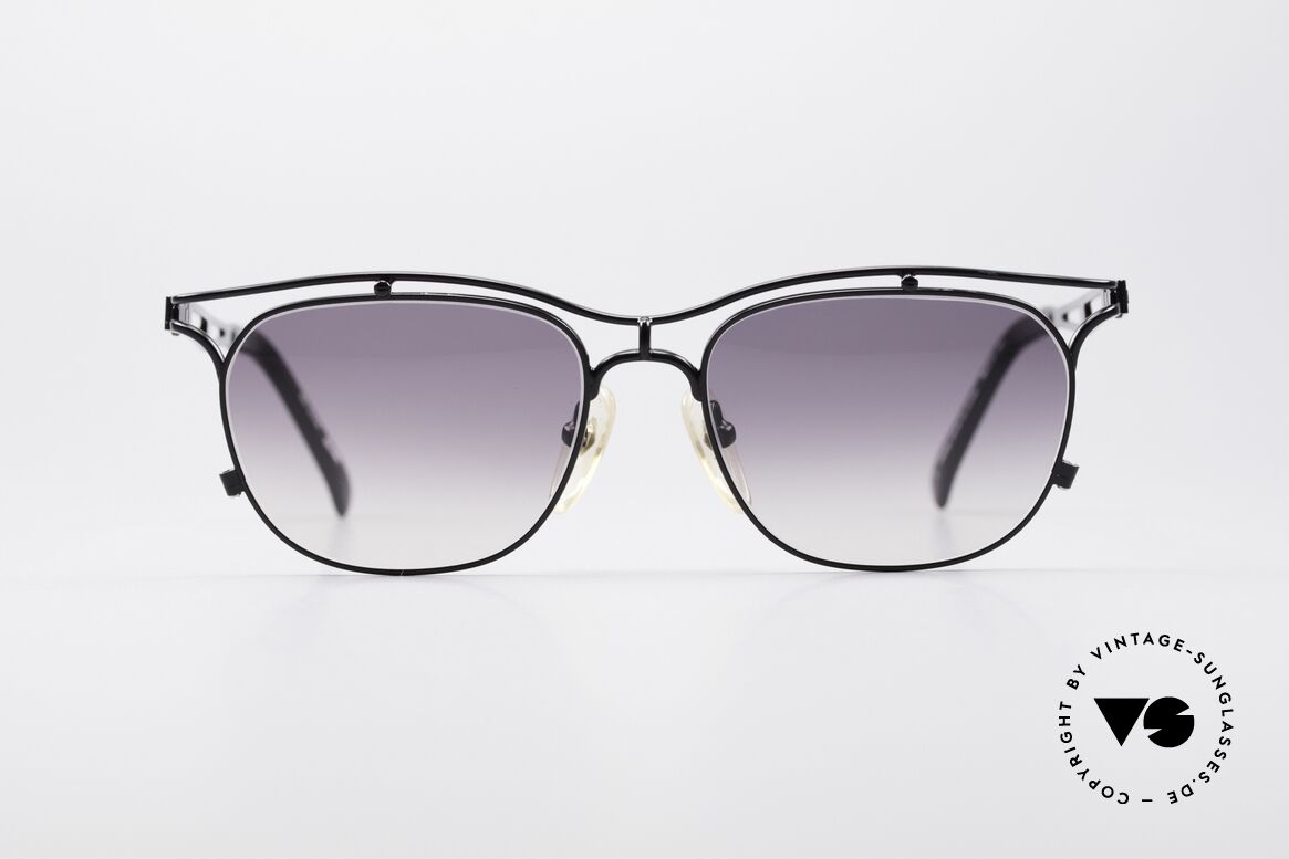 Jean Paul Gaultier 55-2178 No Retro JPG Vintage Frame, very noble 90's designer sunglasses by JP Gaultier, Made for Men and Women