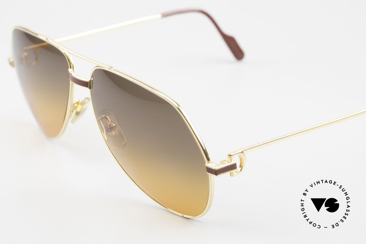 Cartier Vendome Laque - L Luxury 80's Aviator Sunglasses, with extremely RARE customized sun lenses (100% UV), Made for Men and Women