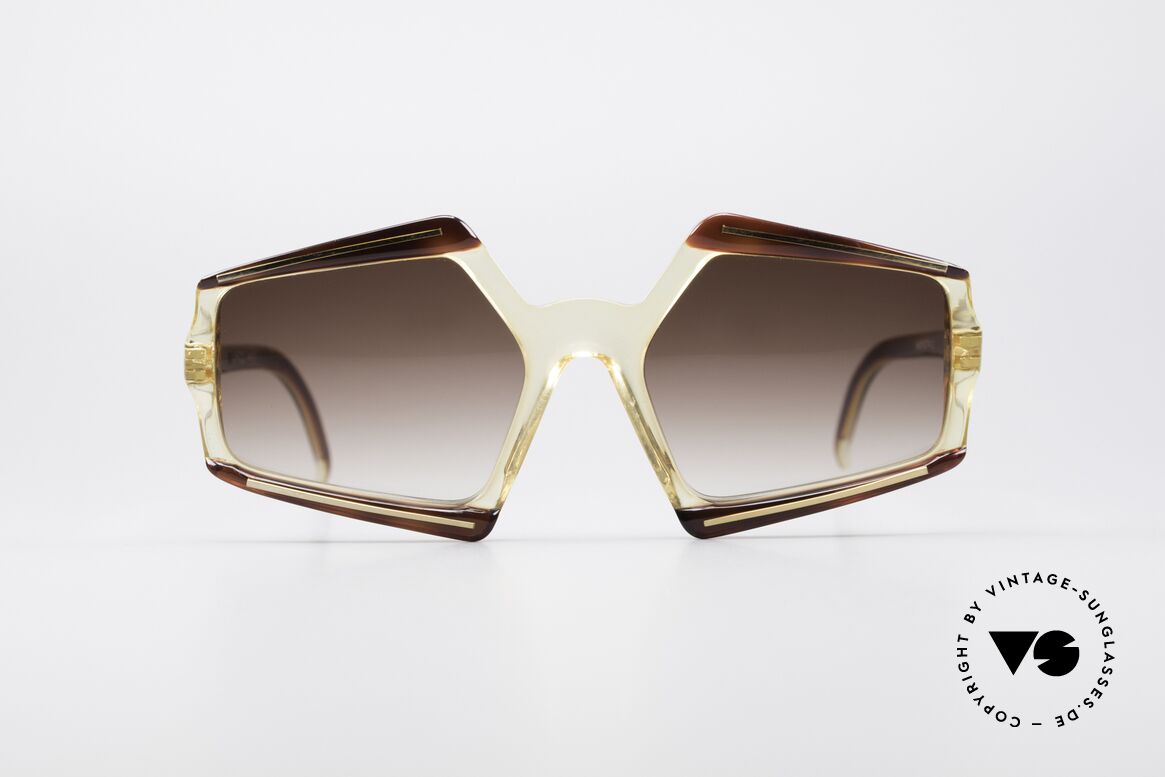 Nina Ricci NR111 Extraordinary 70's Shades, glamorous Nina Ricci designer sunglasses of the 70's, Made for Women
