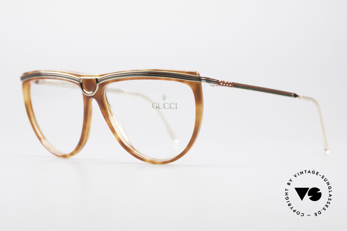 Gucci 2303 Ladies Eyeglasses 80's, typical 80s Gucci design with stirrup shaped bridge, Made for Women