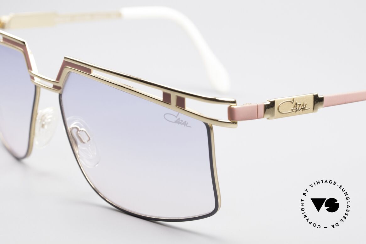 Cazal 957 XLarge HipHop Vintage Shades, code 369: pink-gray frame & blue-rosé gradient lenses, Made for Men and Women