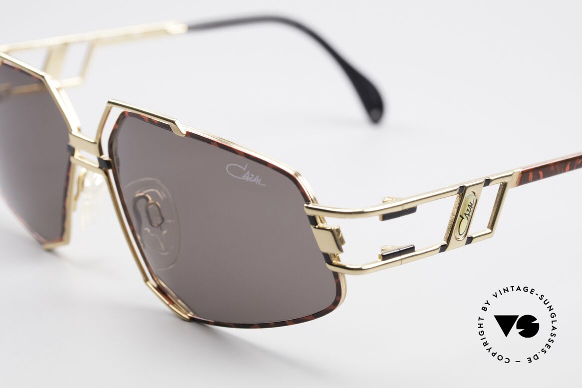 Cazal 961 Designer Vintage Sunglasses, today, a sought-after accessory for every Hip-Hop outfit, Made for Men and Women
